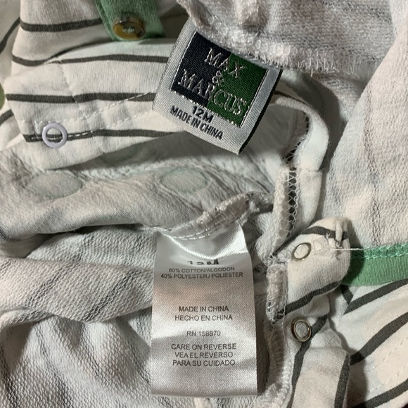 MAX & MARCUS-white/green stripe DINO print short sleeve hooded button one piece - Picture 9 of 9